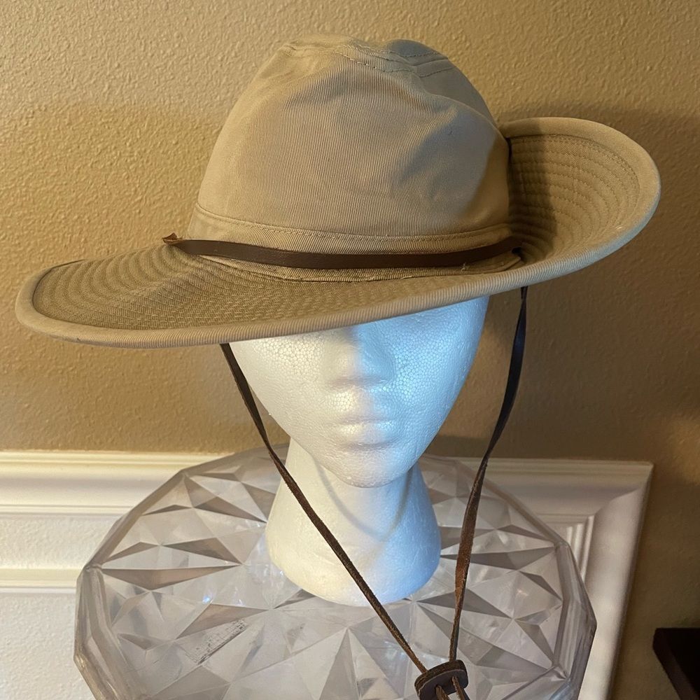 Dorfman Pacific Sturdy Canvas Men’s M Outback Bucket Hat Leather Accents NICE!